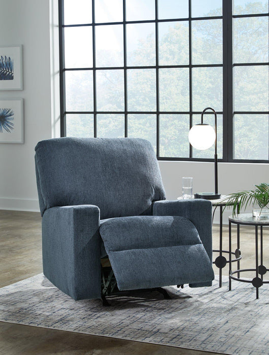 Rannis Recliner