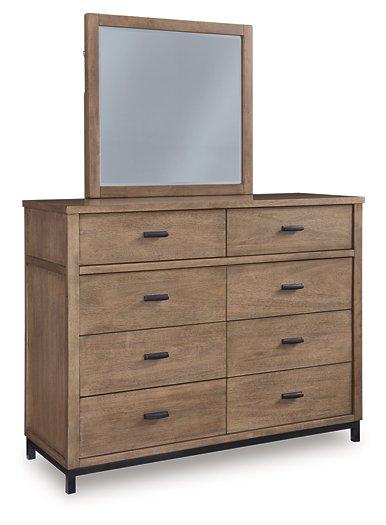 Tomtyn Dresser and Mirror image