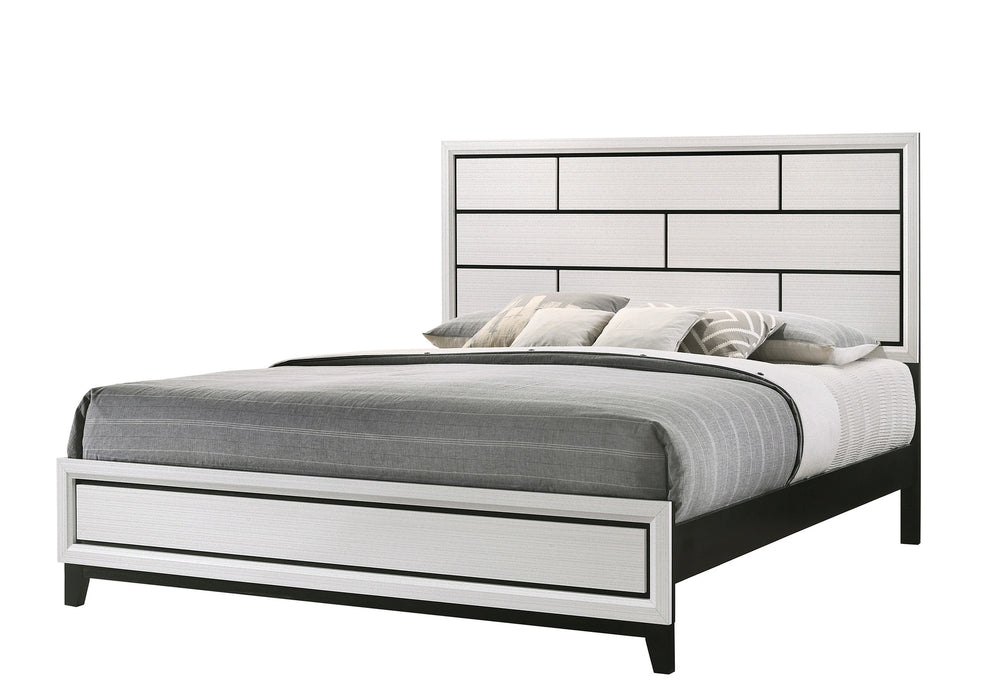 Crown Mark Akerson King Panel Bed in Chalk B4610-K image