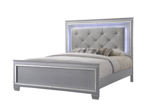 Crown Mark Furniture Lillian King Panel Bed in Silver image